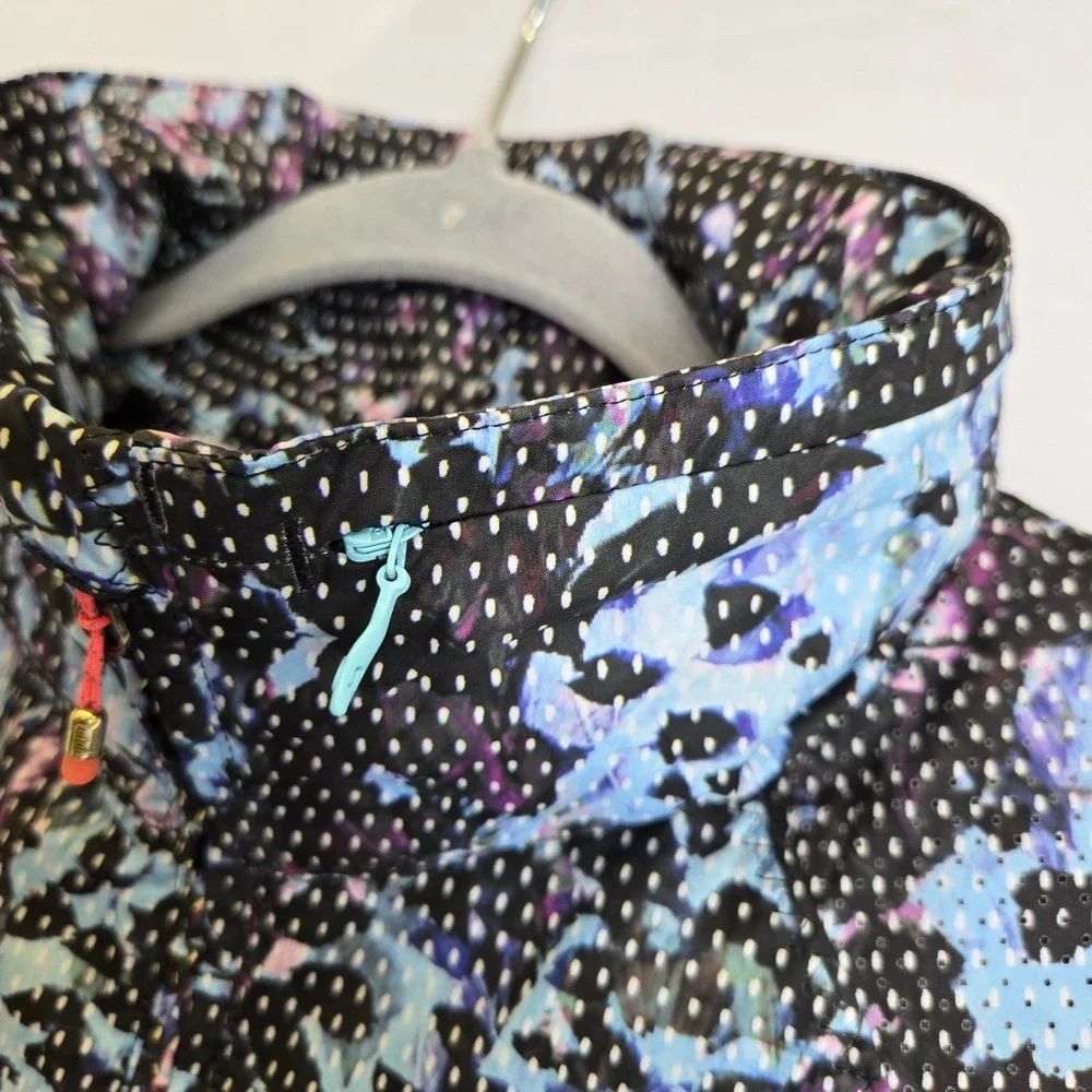 Lululemon Pack It Vest Floral Sport Tranquil Blue Multi Stow Away Hood Size 8